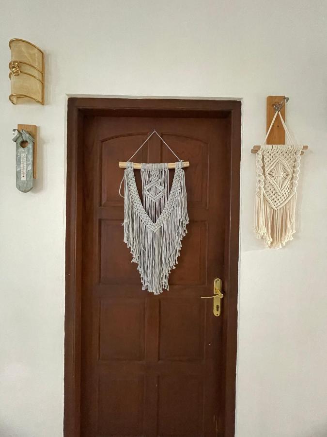 Gorga Hostel Yogyakarta Esterno foto