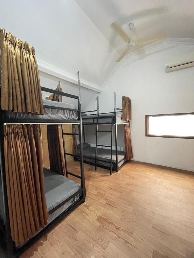Gorga Hostel Yogyakarta Esterno foto